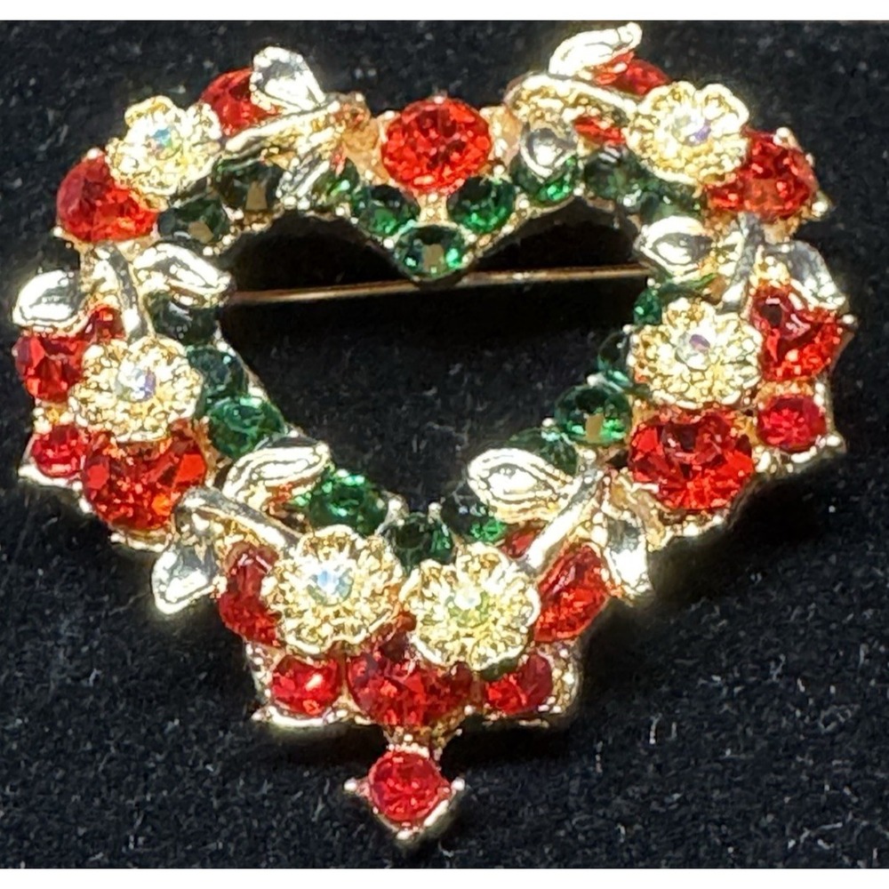 Vintage Christmas Rhinestone Heart Wreath Brooch Red Green Gold Tone Holiday Pin